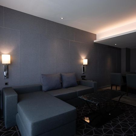 Hotel Ayathorn Bangkok Esterno foto